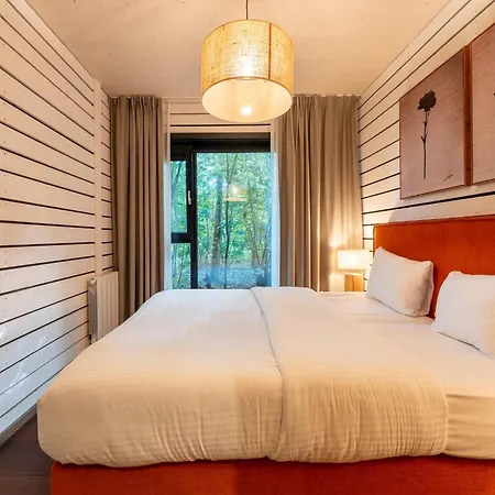 Cozy Forest Escape In Hainaut Antoing